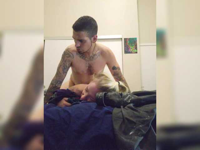 Εκπομπές οθόνης NaughtyLilChanel