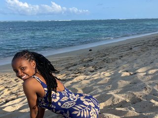 Ερωτική συνομιλία μέσω βίντεο Naughtylittlemissy