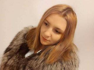 Ερωτική συνομιλία μέσω βίντεο NellaHeart