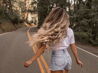 Ερωτική συνομιλία μέσω βίντεο DIRTY_BITCH