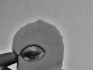 Ερωτική συνομιλία μέσω βίντεο nessypretty