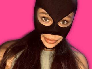 Ερωτική συνομιλία μέσω βίντεο Nickymask