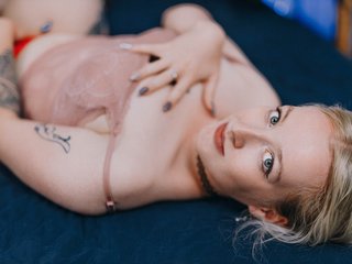 Ερωτική συνομιλία μέσω βίντεο Nicole-Aniston