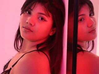 Ερωτική συνομιλία μέσω βίντεο NicoleHills