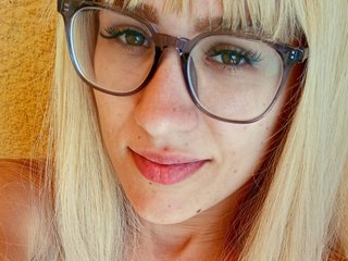 Ερωτική συνομιλία μέσω βίντεο NicoleIris