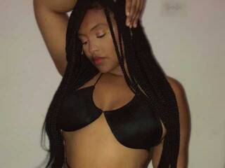 Ερωτική συνομιλία μέσω βίντεο Nicolette-1