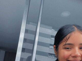 Ερωτική συνομιλία μέσω βίντεο NicolHoney