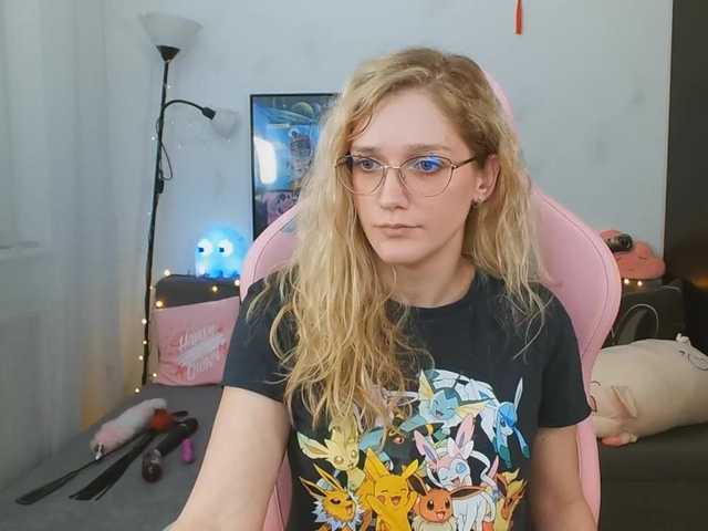 Εκπομπές οθόνης NicolMoon