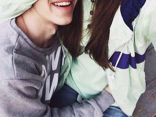 Ερωτική συνομιλία μέσω βίντεο NightCouple