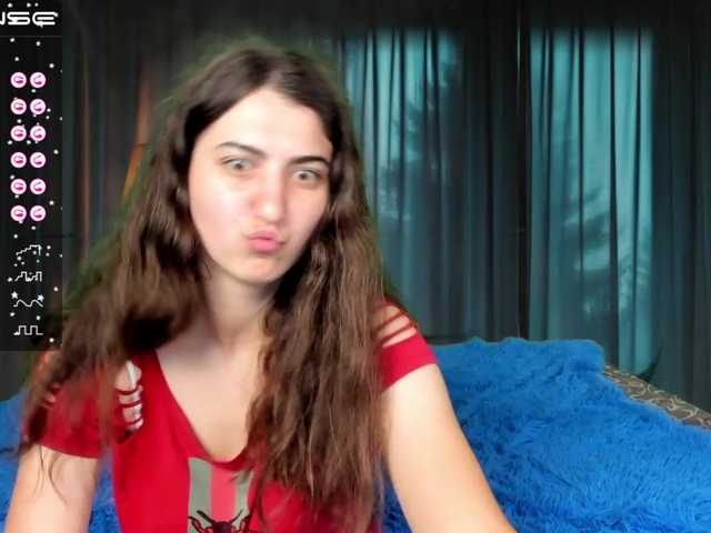 Εκπομπές οθόνης Nikki-Teylor