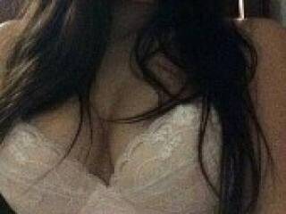 Ερωτική συνομιλία μέσω βίντεο nikkimend