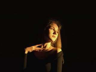 Ερωτική συνομιλία μέσω βίντεο Niktoria-Shy