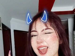 Ερωτική συνομιλία μέσω βίντεο niky-cherry