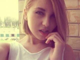 Ερωτική συνομιλία μέσω βίντεο nivada1