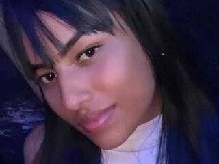 Ερωτική συνομιλία μέσω βίντεο NoahCampo