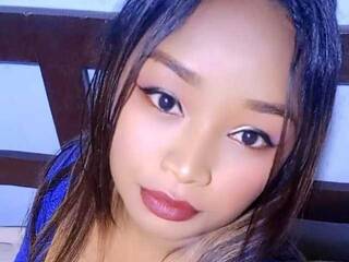 Ερωτική συνομιλία μέσω βίντεο Noumimi