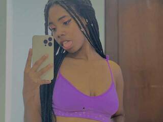 Ερωτική συνομιλία μέσω βίντεο Nyomi-Jay