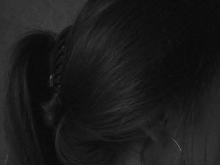 Ερωτική συνομιλία μέσω βίντεο Nysaa