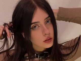 Ερωτική συνομιλία μέσω βίντεο mali_doll