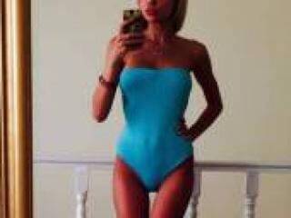 Ερωτική συνομιλία μέσω βίντεο oktyabryna