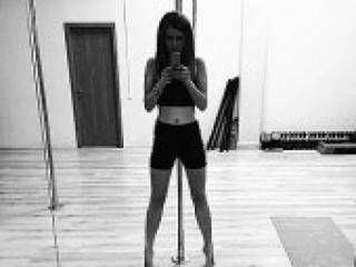 Ερωτική συνομιλία μέσω βίντεο ole4kakiss