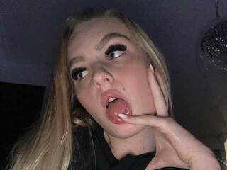 Ερωτική συνομιλία μέσω βίντεο OliviaKisss