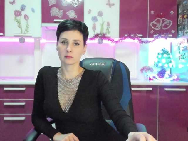 Εκπομπές οθόνης Olivija2020