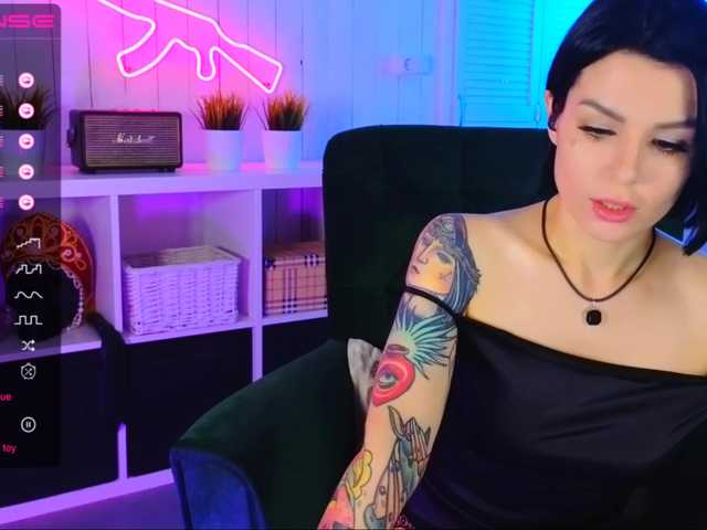 Εκπομπές οθόνης Katherine_Moor