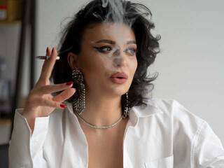 Ερωτική συνομιλία μέσω βίντεο OnlyNicolle