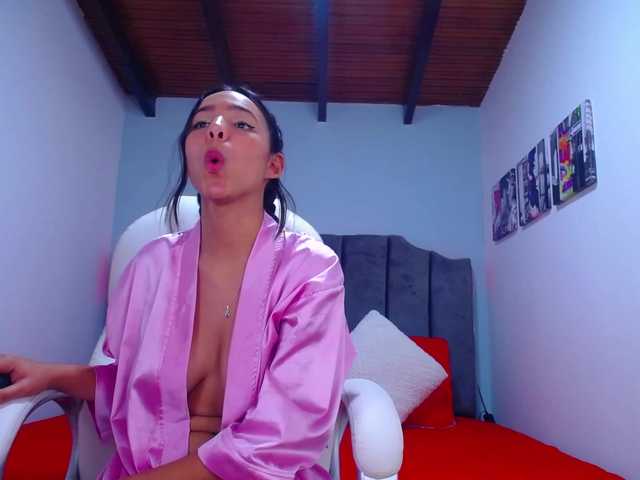 Εκπομπές οθόνης Paola-bigboobs