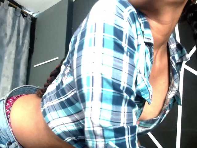 Εκπομπές οθόνης PetiteEbonyx