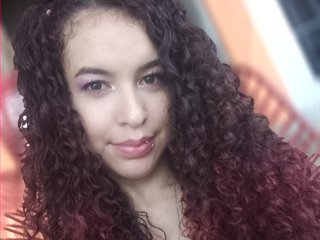 Ερωτική συνομιλία μέσω βίντεο petitelucy