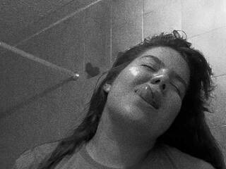 Ερωτική συνομιλία μέσω βίντεο PiaDupont26