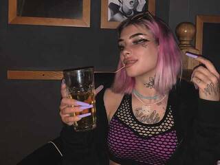 Ερωτική συνομιλία μέσω βίντεο Pink-Barbie