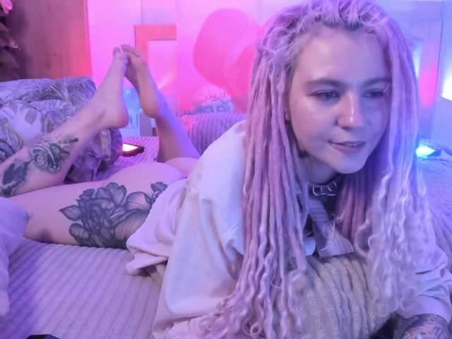 Εκπομπές οθόνης pink-cate