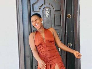 Ερωτική συνομιλία μέσω βίντεο Plumnjuicyxx