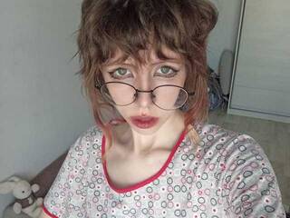 Ερωτική συνομιλία μέσω βίντεο Plushyy