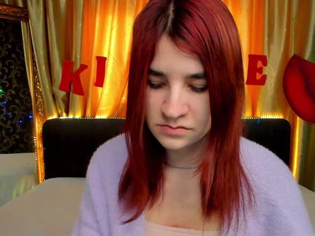 Εκπομπές οθόνης Polly-Love