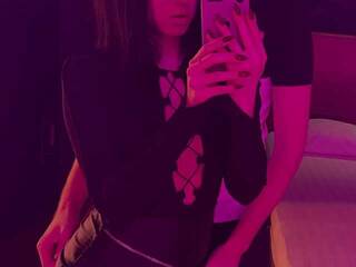 Ερωτική συνομιλία μέσω βίντεο popkiss