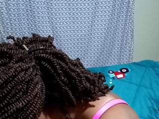 Ερωτική συνομιλία μέσω βίντεο Prettymish