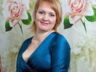 Ερωτική συνομιλία μέσω βίντεο priyatnaia