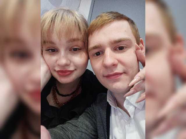 Εκπομπές οθόνης PussyKiti