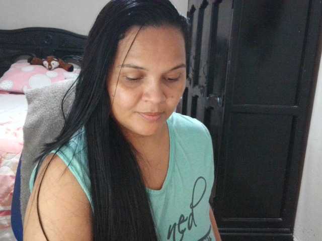 Εκπομπές οθόνης QueenNight