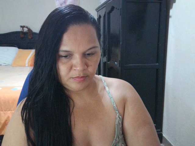 Εκπομπές οθόνης QueenNight