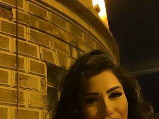 Ερωτική συνομιλία μέσω βίντεο QueenSoledad