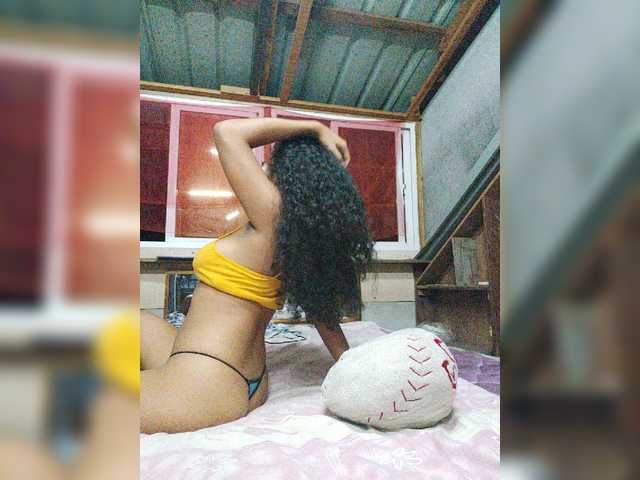 Εκπομπές οθόνης Queenubiz