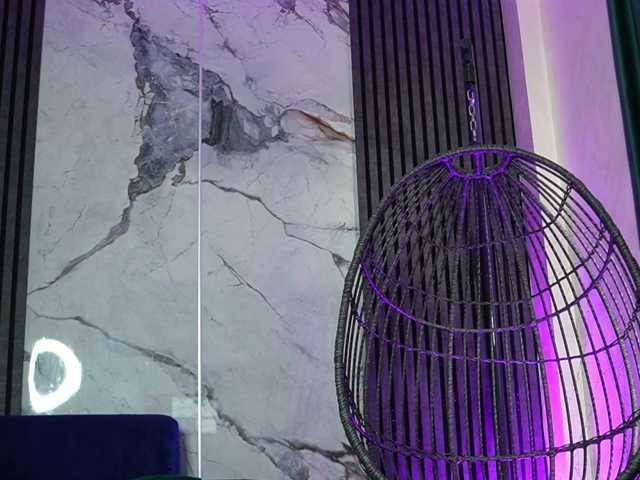 Εκπομπές οθόνης RachelRavee