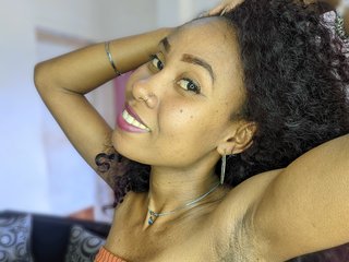 Ερωτική συνομιλία μέσω βίντεο Radjinie