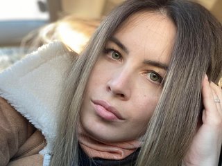 Ερωτική συνομιλία μέσω βίντεο Raisa1gee