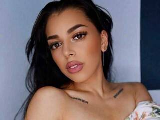 Ερωτική συνομιλία μέσω βίντεο RayssaRays